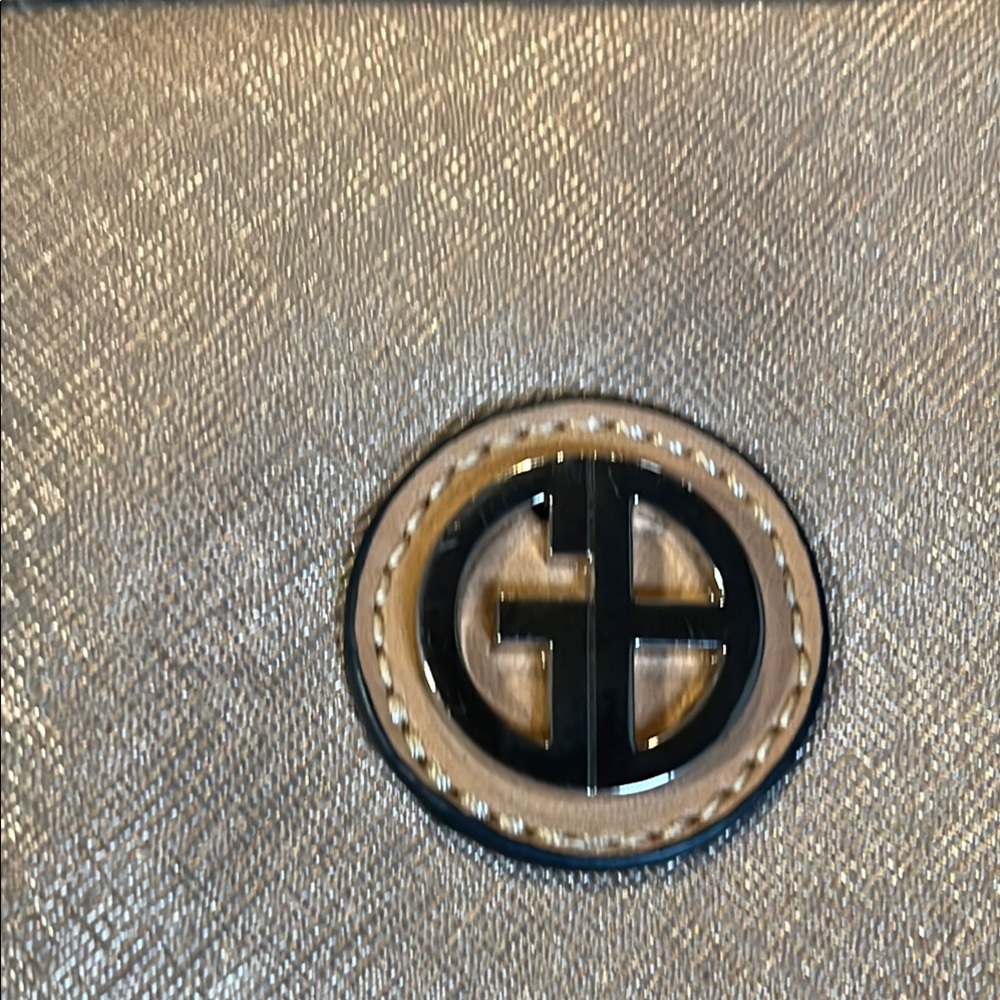 Giani Bernini Saffiano Elegant Tan Tote Bag - Picture 5 of 8